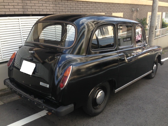  :CARBODTES　LONDON TAXI　カーボディーズ　ロンドンタクシー　新車 中古車 デソート